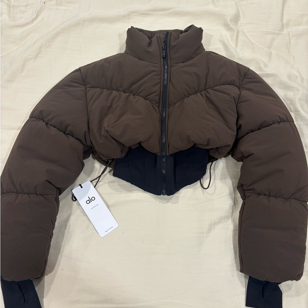 Alo yoga main act corset puffer jacket size xs